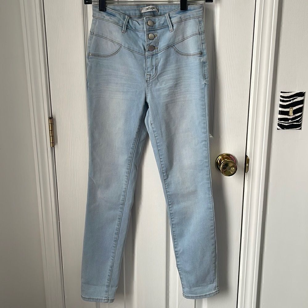 Button down jeans